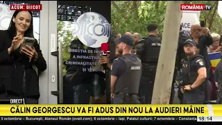 Călin Georgescu's fans support him with banners and crosses at DIICOT headquarters