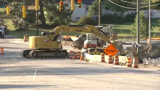 Crews work to repair gas leak that closed Raleigh road