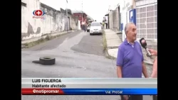 Barrio Unión residents call on authorities to cover a manhole