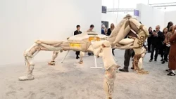 İngiltere: Frieze London sanat, oyun ve gerçeklik arasındaki sınırları siliyor