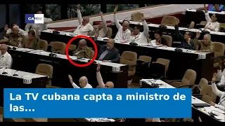 VIDEO: Cuban TV captures FAR minister not raising his hand... yet the Housing Law passes