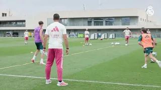 Real Madrid returns to training after the match against Fiorentina