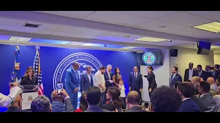 Nuevo pasaporte dominicano incorpora más de 130 medidas