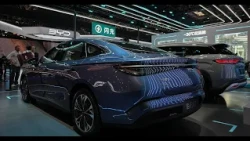 Ekonomistas: Kinijai labiau apsimoka eksportuoti automobilius nei pardavinėti savo rinkoje
