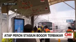 Atap Peron Stasiun Bogor Terbakar