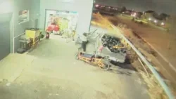 После 9 краж со взломом за 3 года веломагазин в Авроре борется за выживание.