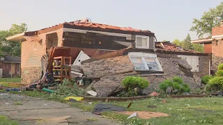 'I've already had nine lives': Lansing, IL man battling cancer describes surviving chaotic storms