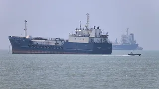 Strait of Hormuz: Washington strikes Iran following attack on commercial vessel