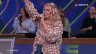 Live Praise & Worship | Grace Brumley | Crossfire IYC 2026