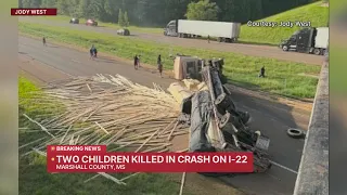 Two children killed in crash on I-22 in Mississippi