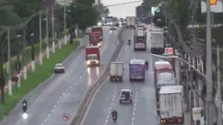 Drivers question tunnel design and allowed turns at Acceso Sur following the tragedy