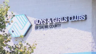 Mother calls for investigation after 8-year-old says Boys & Girls Club staff member punched him