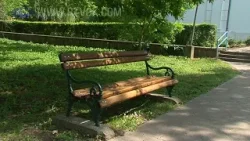 Oprava lavičiek a nové detské ihrisko v Kovačici
