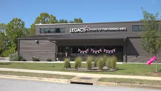 Pink ribbons now honor two Woodland Junior High students