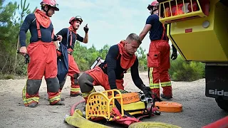 Incêndio de grandes dimensões devasta mercado em Marselha perto da estação Saint-Charles