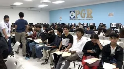 Más de 10 mil jóvenes solicitan becas universitarias del pueblo presidente Más de 10 mil jóvenes solicitan becas universitarias del pueblo presidente