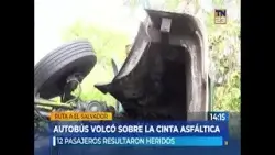 Santa Rosa: 12 heridos tras volcadura de autobús en carretera a El Salvador