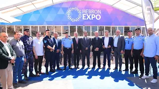 مدير عام الشرطة يتفقد معرض فلسطين للصناعات البلاستيكية PPE 2026 في Hebron Expo بالخليل