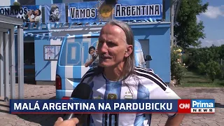 Superfanouška Argentiny z Bukovky si všimli i ve světě. Na zahradě má Maradonu, syn je Lionel