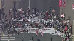 Pro-Palestinian protestors block roads in downtown Chicago