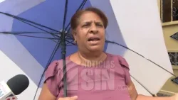 Vecinos exigen apresar a la esposa de joven asesinado a machetazos en Santo Domingo Este