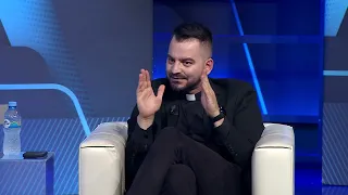 Dom Pashkja:Ja çfarë fshihet pas shprehjeve për fenë dhe detaji nga filmat e komunizmit