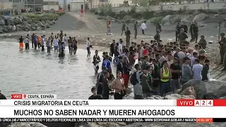 🔴 Migrants at the militarized border in Ceuta seek to enter Spain