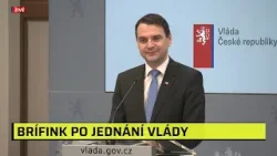 Macinka: Pavel se do Mnichova vydá. Já pojedu bez něj, v autě se spalovacím motorem