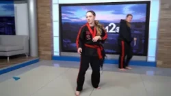 Девушка из Айдахо одержала победу с идеальным результатом на турнире по карате. Девушка из Айдахо одержала победу с идеальным результатом на турнире по карате.