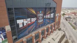 «Иллинойс» уступил «Коннектикуту» со счётом 71-62 в своём первом выходе в «Финал четырёх» с 2005 ...