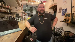Waste tax hike, restaurant owner: "7500 euros a year practically just for glass bin collection"