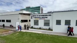Adulto mayor denuncia falta de atención en el IESS de Cuenca