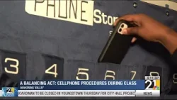 A balancing act: cellphone procedures during class
