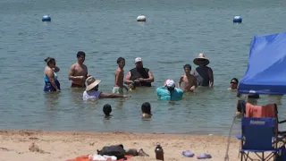 Man rescued from water at Little Elm Beach, officials say