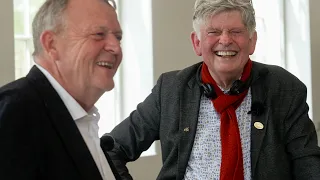 Lars Løkke tager sine hunde med på kro (afsnit 3)