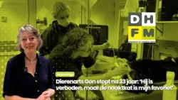 Dierenarts Gon toegezongen op laatste werkdag in praktijk Bezuidenhout Dierenarts Gon toegezongen op laatste werkdag in praktijk Bezuidenhout
