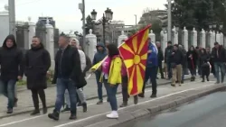 Се разгорува битката за тронот во ССМ Се разгорува битката за тронот во ССМ