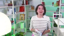 At the Bookshelf. Larisa Kalyuzhnaya. Colorful Patches