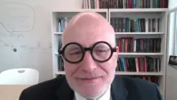 March jobs report shows gains, but economist warns of deeper concerns | ChicagoLIVE