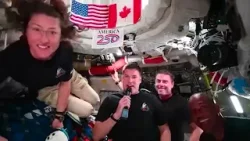 Астронаутите од „Артемис 2“ безбедно се вратија на Земјата по историското патување околу Месечината