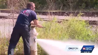 Jackson fire hydrant keeps flooding street as business owner says agencies sent him in circles