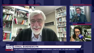 Trump uses tariffs to court voters and loses popularity with war, says professor