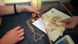 Visitano la casa da affittare e la “ripuliscono”  Donna derubata a Pratola