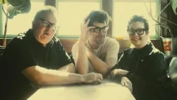 Выступление в Art Zone: группа Oliver Elf Army исполняет "Феномен Марико Аоки". Выступление в Art Zone: группа Oliver Elf Army исполняет "Феномен Марико Аоки".