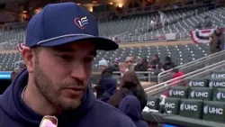 Директора католической школы «Благовещение» чествовали на игре команды «Твинс».