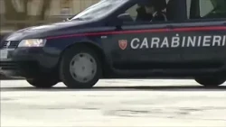 Returns home and surprises burglars, they flee with cash: Fear in Sulmona
