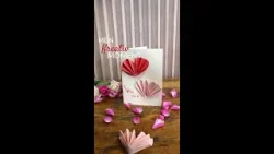 DIY Valentinstags-Karte mit Papierherzen
