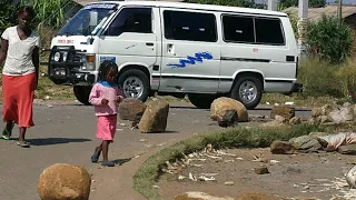Zimbabwe: At least 27 dead in minibus and truck collision