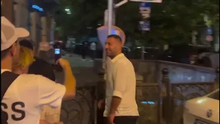 ვინ არის პუტინის თაყვანისმცემელი კაცი, რომელმაც აქტივისტებს შეურაცხყოფა მიაყენა