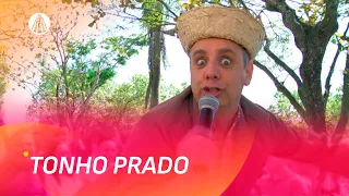 Tonho Prado chega animando tudo com muita música e alegria! | Sábado no Santuário